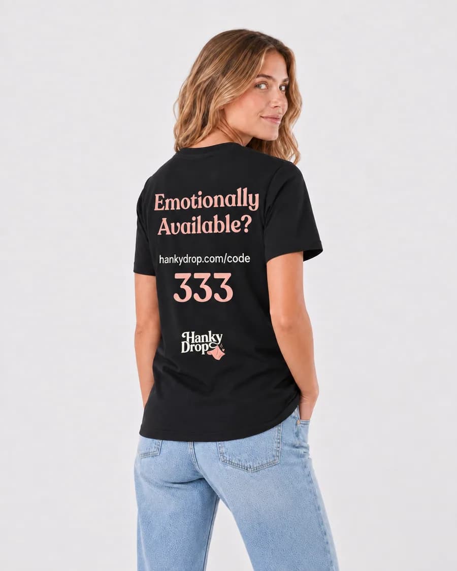 Women's Relaxed Tee — Black